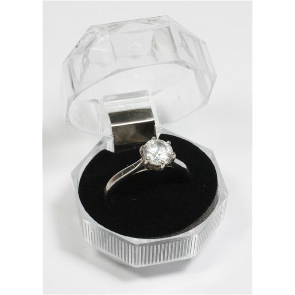 STAMPED .925 ENGAGEMENT STYLE RING SIZE 9.25