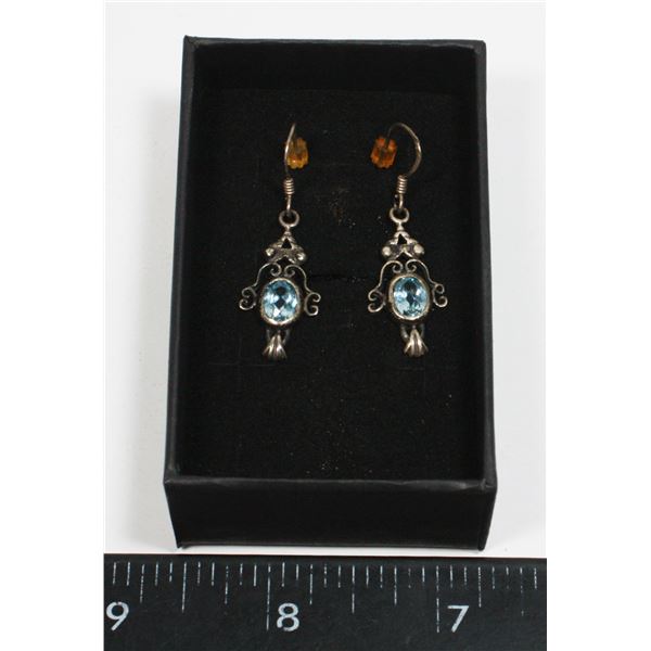 VINTAGE STAMPED .925 EARRING SET