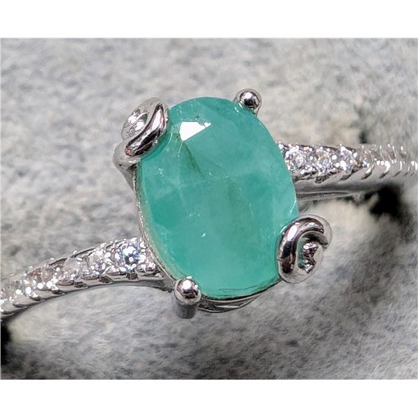 SILVER EMERALD 1CT AND CZ RING