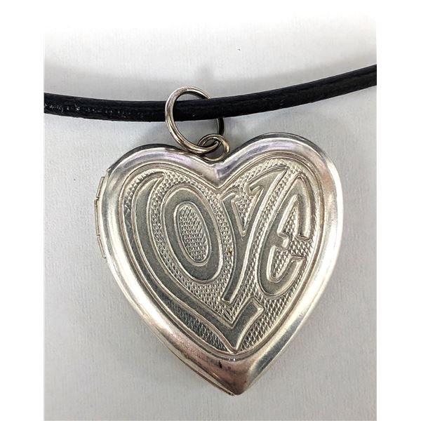 SILVER LOCKET HEART 4.6G NECKLACE
