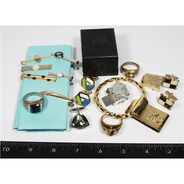 LOT OF MENS JEWELRY, TIE CLIPS, RINGS, SUSPENDER