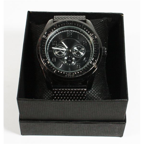 BLACK METAL MENS WATCH WITH METAL BAND