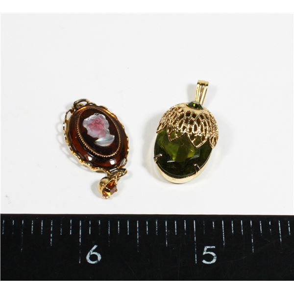 2 VINTAGE PENDANTS