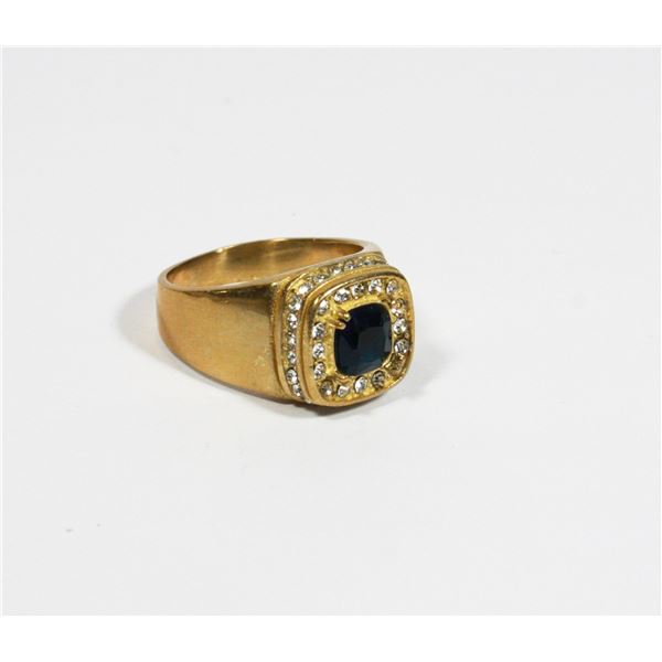 GOLD TONE SIZE 11 RHINESTONE RING