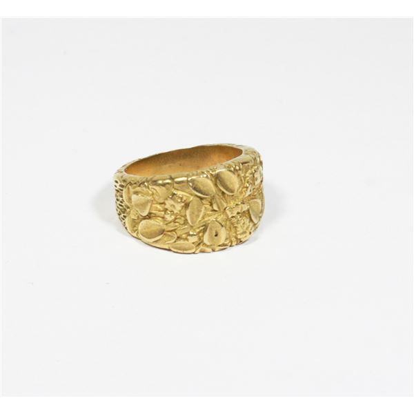 GOLD COLOUR RING STAMP UNKNOWN SIZE 11