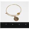 Image 1 : GOLD TONED BRACELET WITH 2 CHARMS