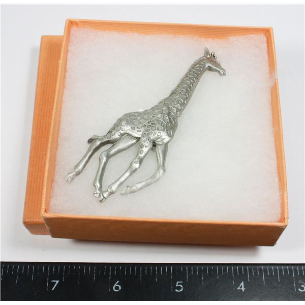 JJ JONETTE GIRAFFE BROOCH