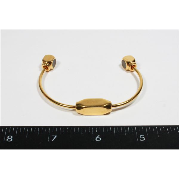 MAGNETIC CUFF BRACELET