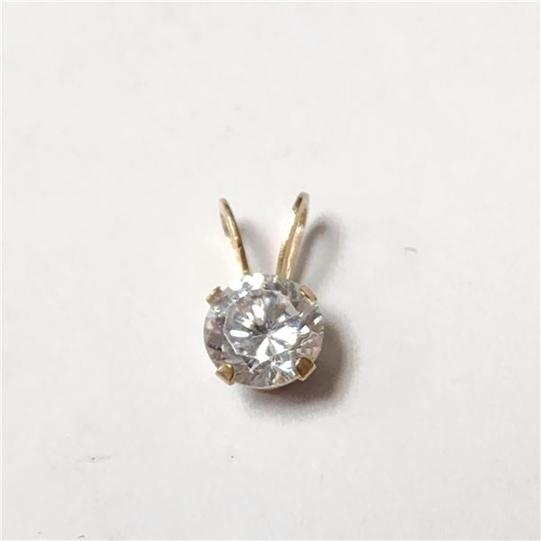 10K YELLOW GOLD CUBIC ZIRCONIA PENDANT