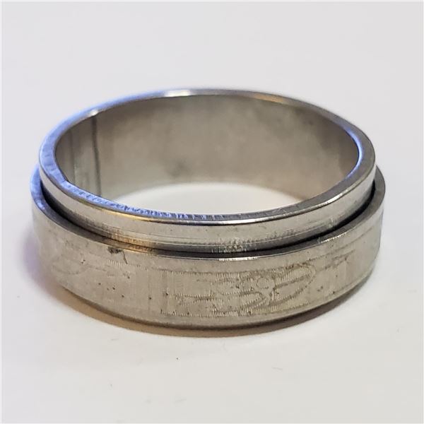 STAINLESS STEEL RING (~SIZE 7)(~WEIGHT 4G)