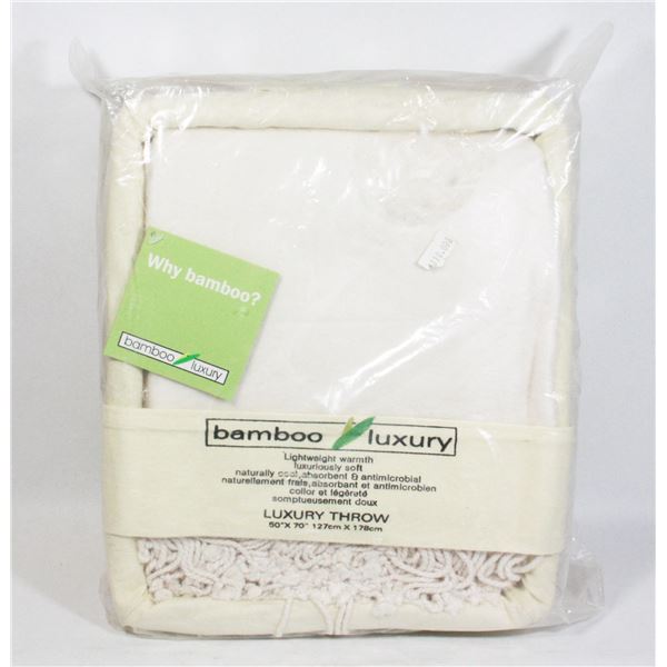 NEW BAMBOO LUXURY THROW WITH BASKET