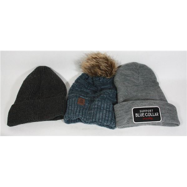 LOT OF 3 TOQUES