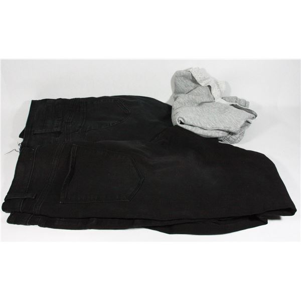 LOT OF WOMENS PANTS/ SHORTS SIZES IN DESCRIPTION