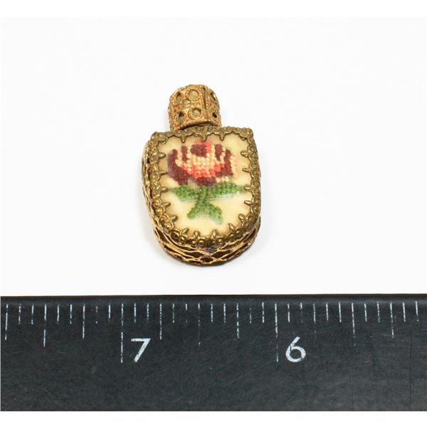 ANTIQUE PETIT POINT GLASS MINI GLASS FRAGRANCE