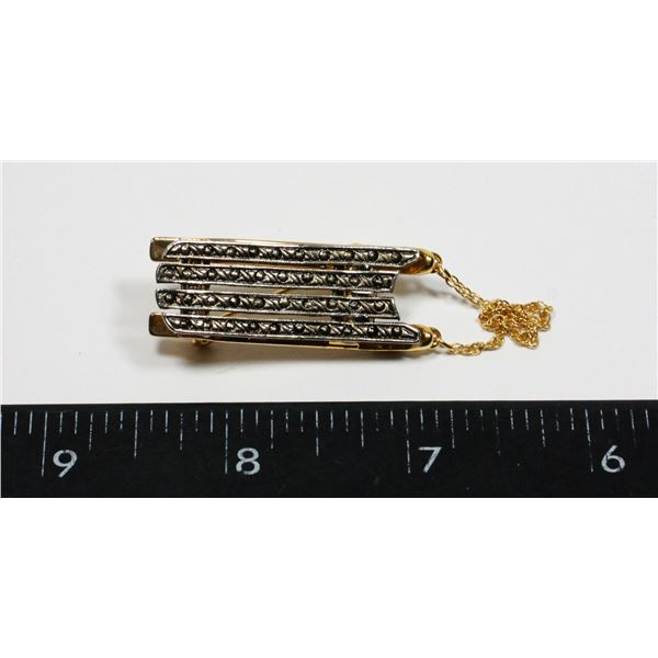 HOLIDAY SLED WITH CHAIN BROOCH NOT SIGNED