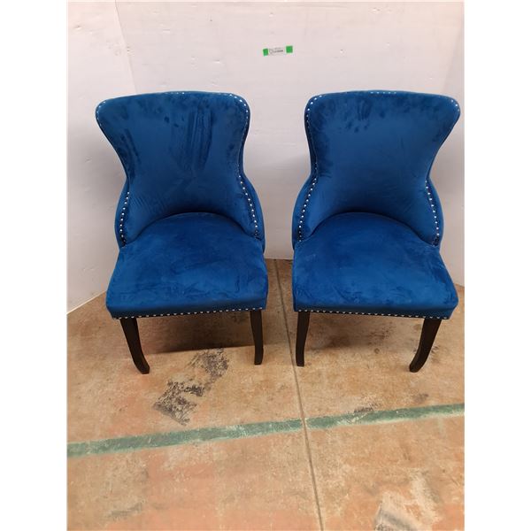*(2) Cushion Chairs