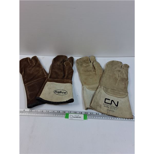 (2) Leather Work Gloves: CN & Safeco