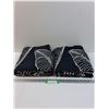 Image 1 : (2) Black & White Leaf Bath Towels