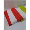 Image 2 : (4) Striped Microfiber Beach Towels