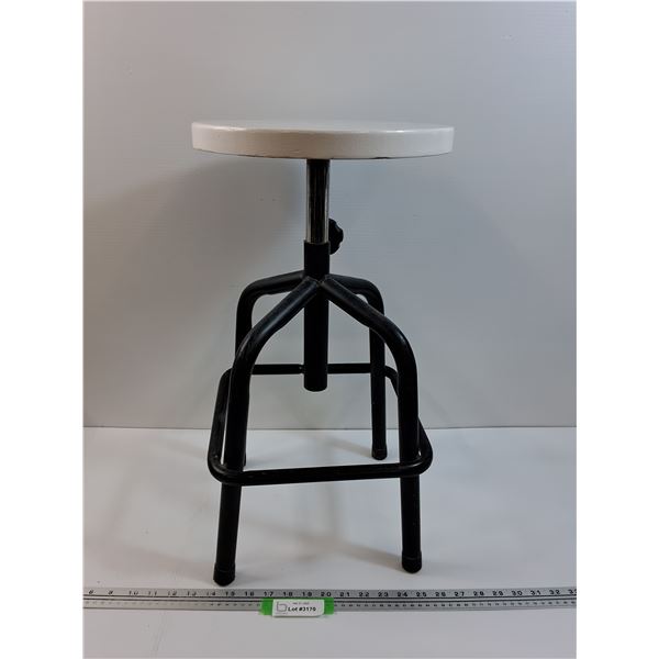 Adjustable Stool - 23" x 11.5"