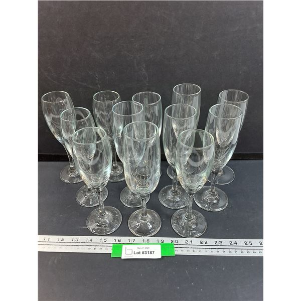 (12) Wine & Champagne Glasses