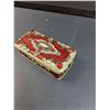 Image 4 : Vintage Metal & Resin Vanity Jewelry Box - 4" x 2" x 1.5"