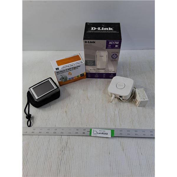 Phillips Smart Hub, Nexar GPS, Router and Wifi Repeater