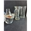 Image 5 : (4) Glass Flower Vases, Sharp Calculator and Plastic & Ceramic Dining Plates