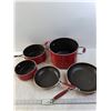 Image 1 : Kitchen Aid Pots and Pans Set