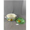 Image 2 : Beautiful Vintage Enamel Cooking Pot