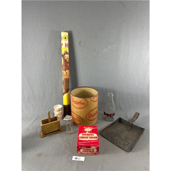 Nice Lot of Vintage Dairy Collectible Items