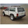 Image 3 : JEEP CHEROKEE SPORT 4X4 SUV, s/n 1J4FJ27L3KL614605