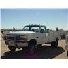 Image 2 : FORD F350XL 4X4 UTILITY TRUCK, s/n 2FDKF38GOTCA25547