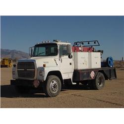 FORD L8000 S/A FUEL & LUBE TRUCK, s/n 1FTYR82A5MVA03837