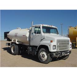 INTERNATIONAL S2200 2,000 GALLON S/A WATER TRUCK, s/n 1HSLTTVN7EHA48964