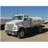 Image 2 : INTERNATIONAL S2200 2,000 GALLON S/A WATER TRUCK, s/n 1HSLTTVN7EHA48964