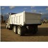 Image 3 : PETERBILT 359 T/A DUMP TRUCK, s/n 1XP9D29X7GP201529