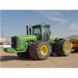 JOHN DEERE 9520 SCRAPER SPECIAL 4X4 TRACTOR, s/n RW9520E021984