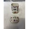 Image 2 : 2 CERAMIC PIECES WITH LIDS "KANEEL" (CINNAMON) AND "PEPER" (PEPPER) PLUS SMALL DELFT PLATE AND SMALL