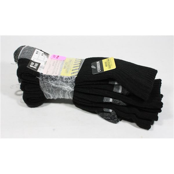 THREE NEW PAIRS MOSSY OAK MOISTURE WICKING EXTRA