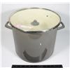 LARGE HEAVY STOCK POT WITH LID. NEEDS A CLEANING
