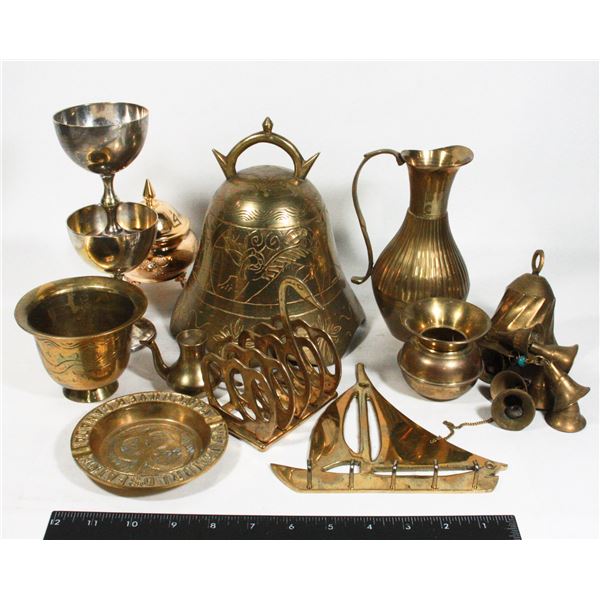 LOT OF BRASS/ BRASS COLOURED ITEMS STAMPING NCL.