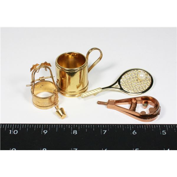 LOT OF SMALL BRASS/ BRASS COLOURED TRINKETS
