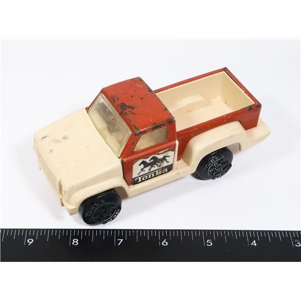 VINTAGE METAL/ PLASTIC TONKA PICKUP TRUCK