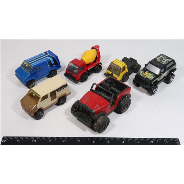 ZIPLOCK BAG OF VINTAGE TONKA VEHICLES