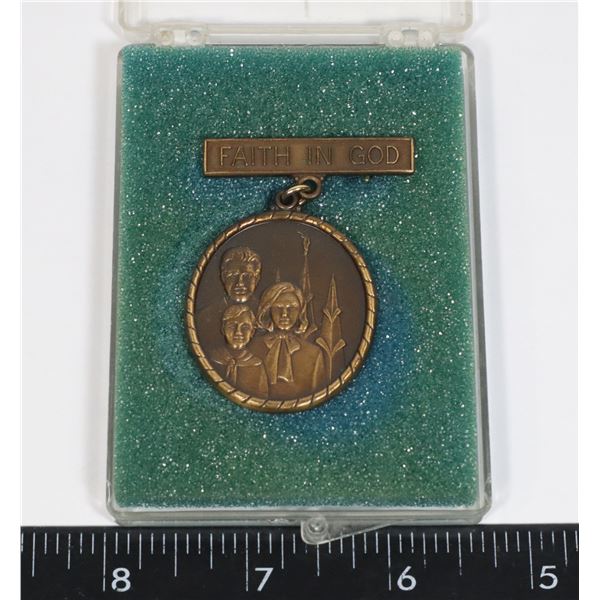 VINTAGE LDS FAITH IN GOD BROOCH/ PIN IN DISPLAY