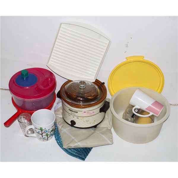 BOX OF KITCHEN ITEMS INCLUDING