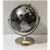 Image 1 : BLACK OCEANS DECOR GLOBE