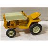 Image 1 : VINTAGE 1960'S METAL "CUB CADET" TRACTOR
