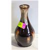 Image 1 : POTTERY VASE